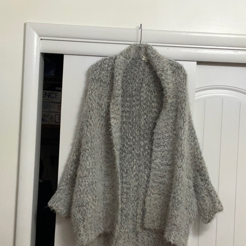 Sweater, Simply Noelle